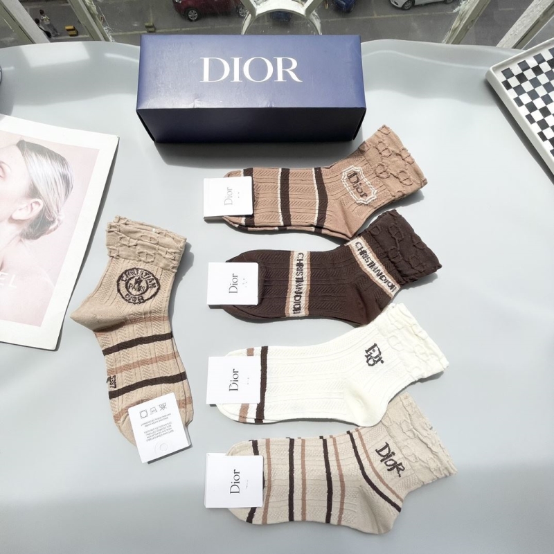 DIOR